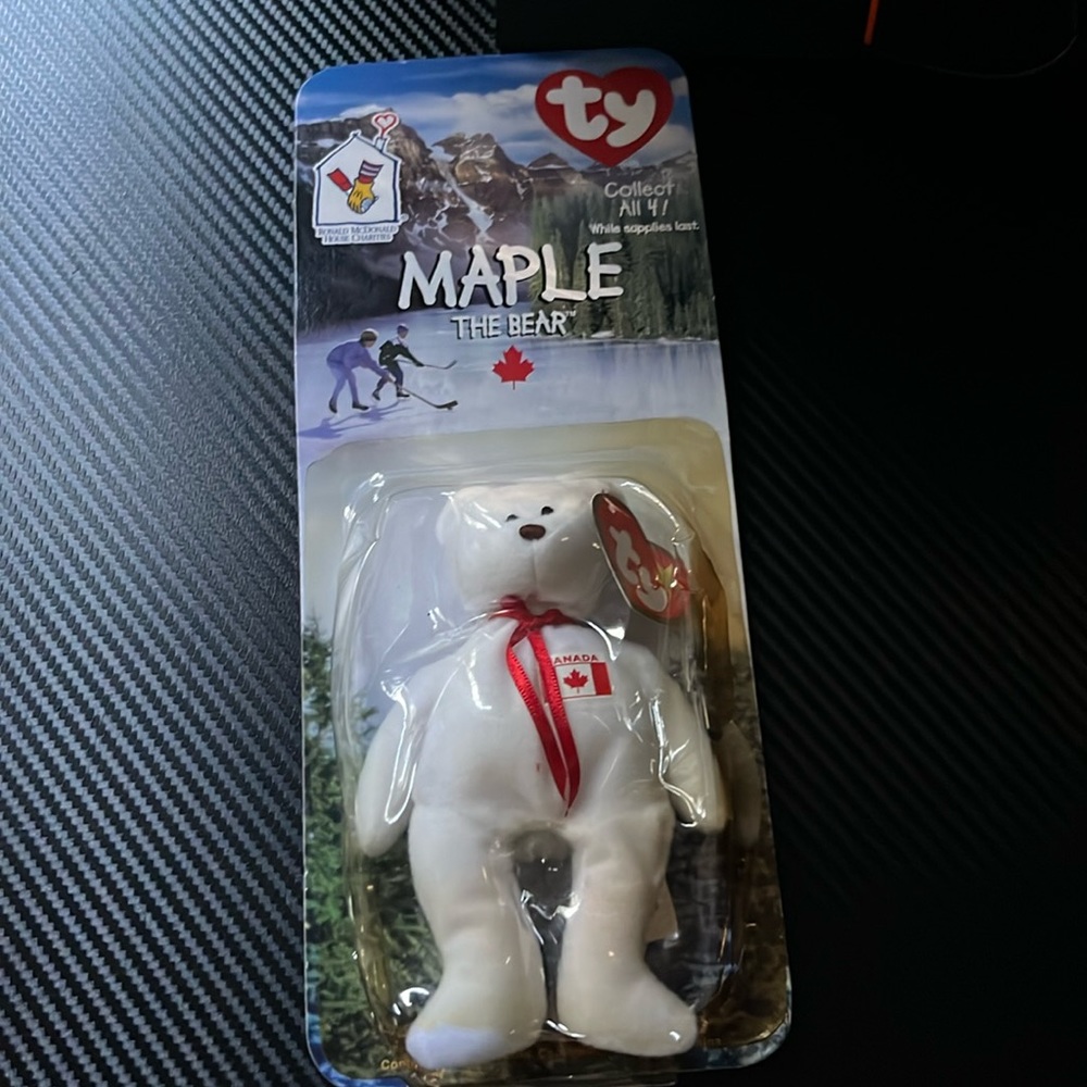 McDonald’s Maple the bear beanie baby